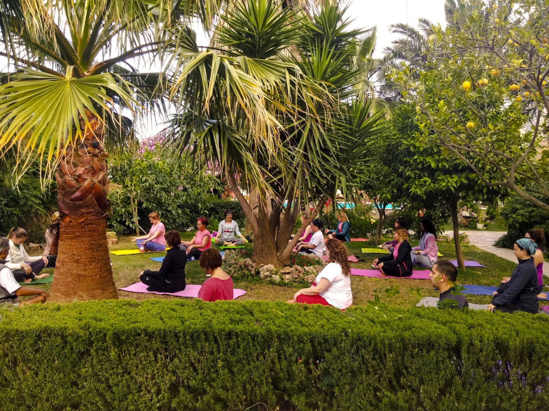 Papirus Hotel Adrasan Buitenkant foto